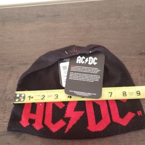 2/$20 NWT - Bula AC/DC beanie